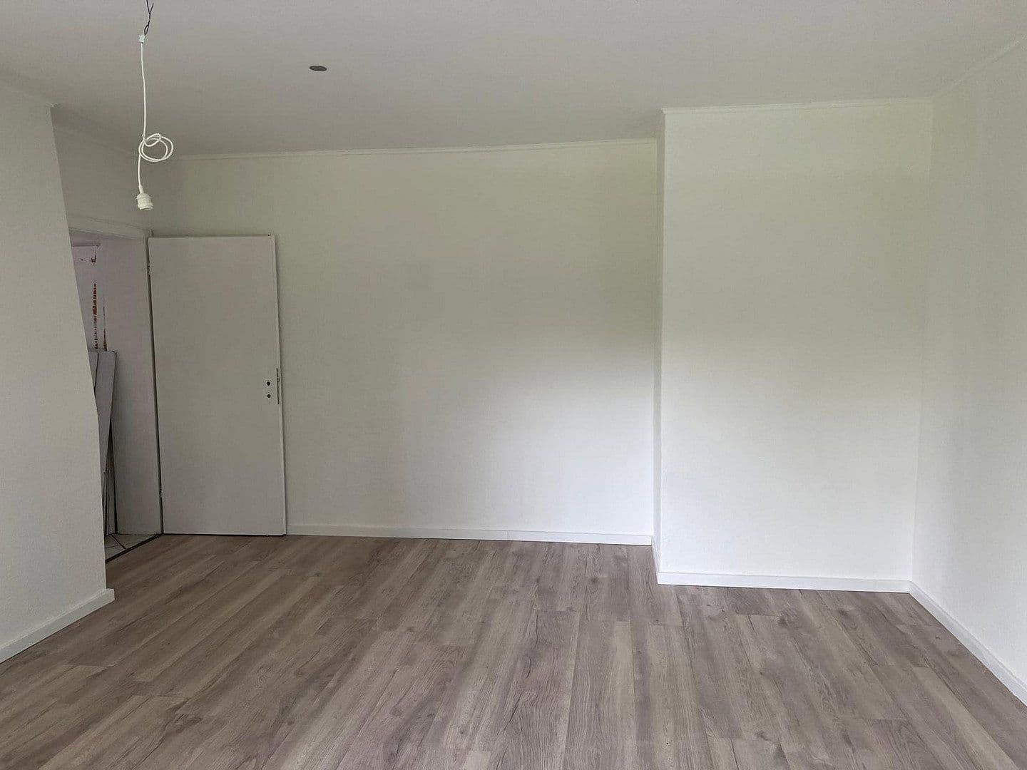 Prenájom bytu 3-izbový 96 m², Zum Rotenberg 2, Detmold, Severné Porýnie - Westfálsko Prenájom bytu 3-izbový 96 m², Zum Rotenberg 2, Detmold, Severné Porýnie - Westfálsko