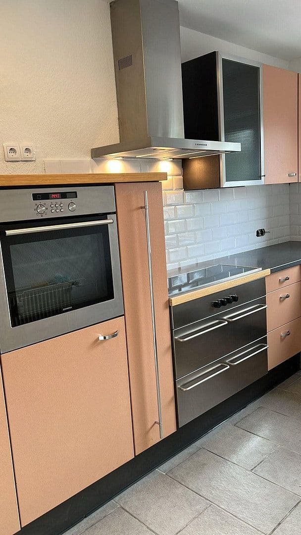 Prenájom bytu 3-izbový 96 m², Zum Rotenberg 2, Detmold, Severné Porýnie - Westfálsko Prenájom bytu 3-izbový 96 m², Zum Rotenberg 2, Detmold, Severné Porýnie - Westfálsko
