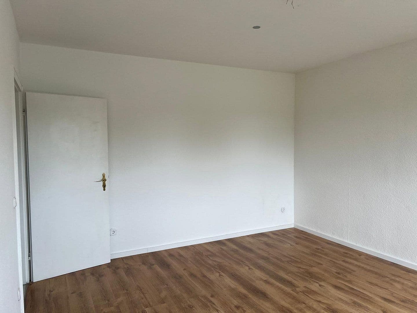 Prenájom bytu 3-izbový 96 m², Zum Rotenberg 2, Detmold, Severné Porýnie - Westfálsko Prenájom bytu 3-izbový 96 m², Zum Rotenberg 2, Detmold, Severné Porýnie - Westfálsko