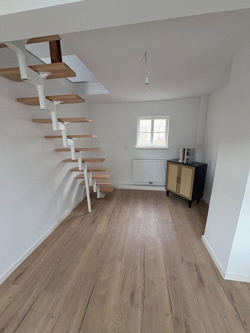 Predaj domu 130 m², pozemok 900 m², Zeiskammerstr 27, Bellheim, Porýnie-Falcko Predaj domu 130 m², pozemok 900 m², Zeiskammerstr 27, Bellheim, Porýnie-Falcko
