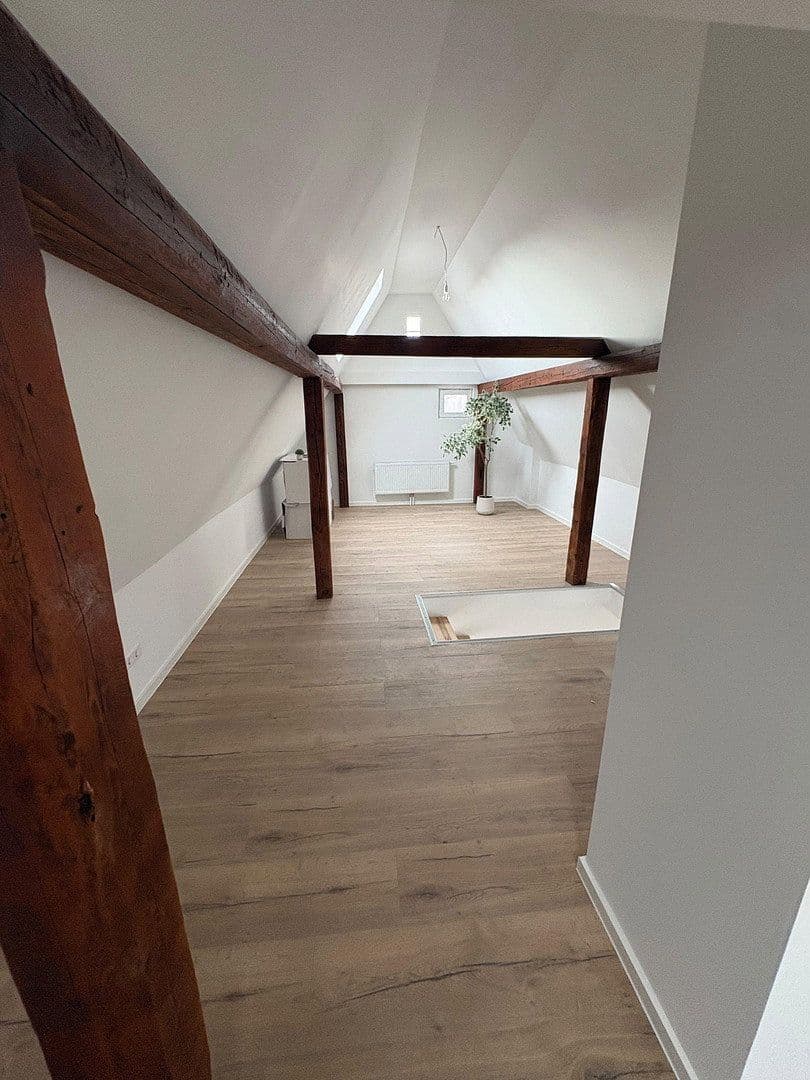 Predaj domu 130 m², pozemok 900 m², Zeiskammerstr 27, Bellheim, Porýnie-Falcko Predaj domu 130 m², pozemok 900 m², Zeiskammerstr 27, Bellheim, Porýnie-Falcko