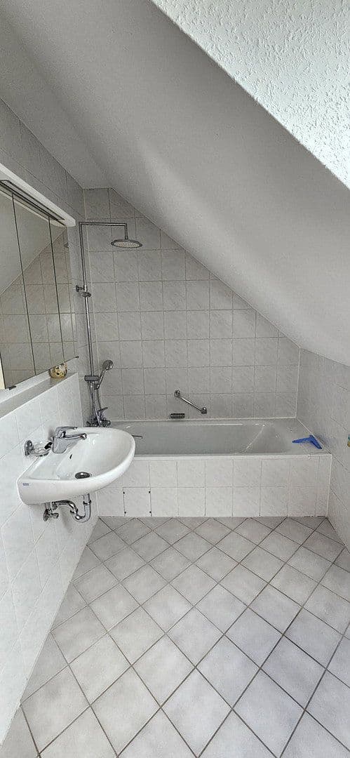 Prenájom bytu 2-izbový 70 m², Wilhelmstraße 80C, Lampertheim, Hesensko Prenájom bytu 2-izbový 70 m², Wilhelmstraße 80C, Lampertheim, Hesensko
