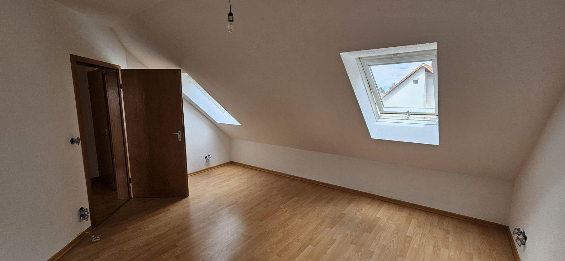 Prenájom bytu 2-izbový 70 m², Wilhelmstraße 80C, Lampertheim, Hesensko Prenájom bytu 2-izbový 70 m², Wilhelmstraße 80C, Lampertheim, Hesensko