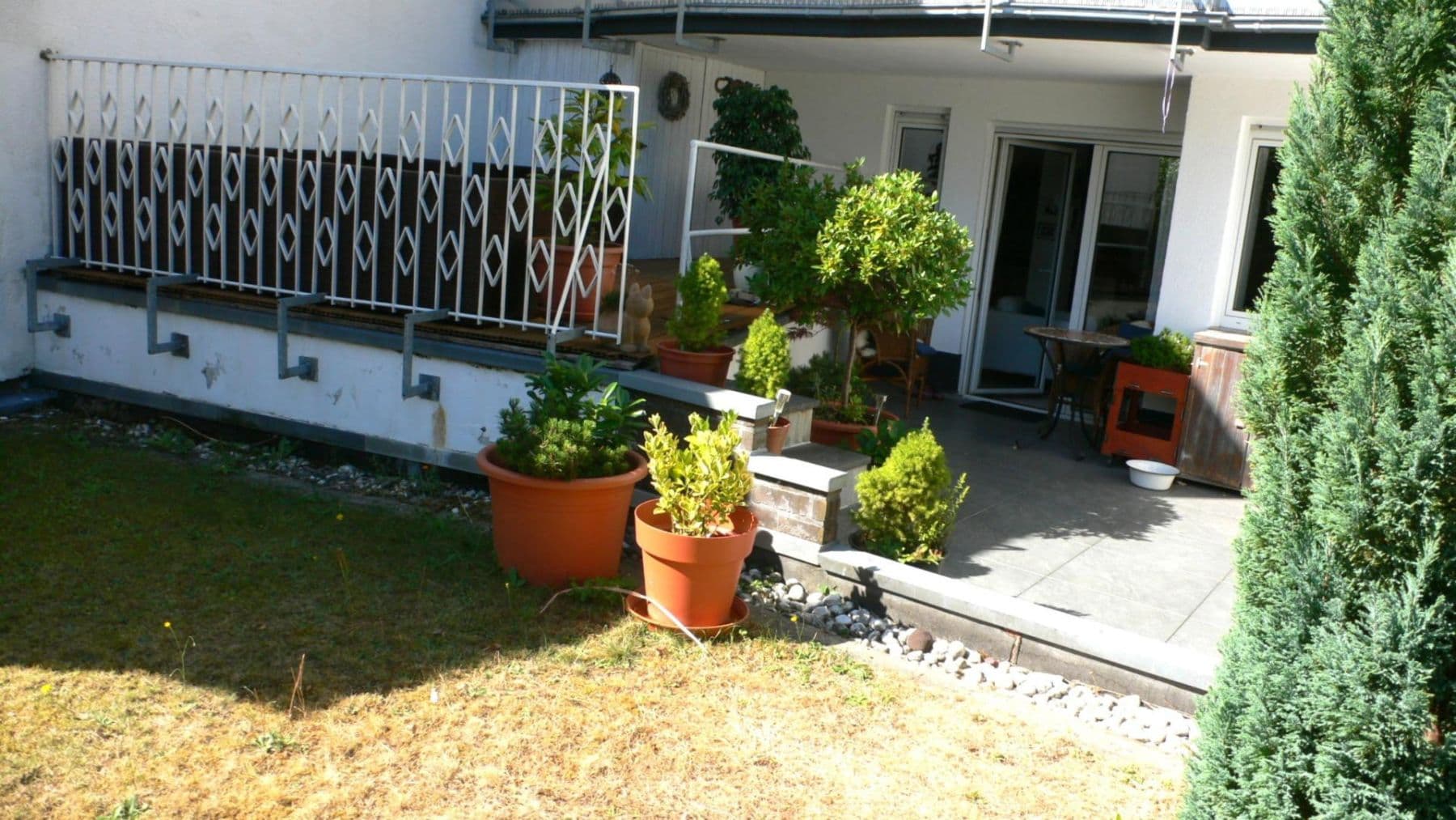 Prenájom bytu 2-izbový 65 m², Mönchengladbach, Severné Porýnie - Westfálsko Prenájom bytu 2-izbový 65 m², Mönchengladbach, Severné Porýnie - Westfálsko