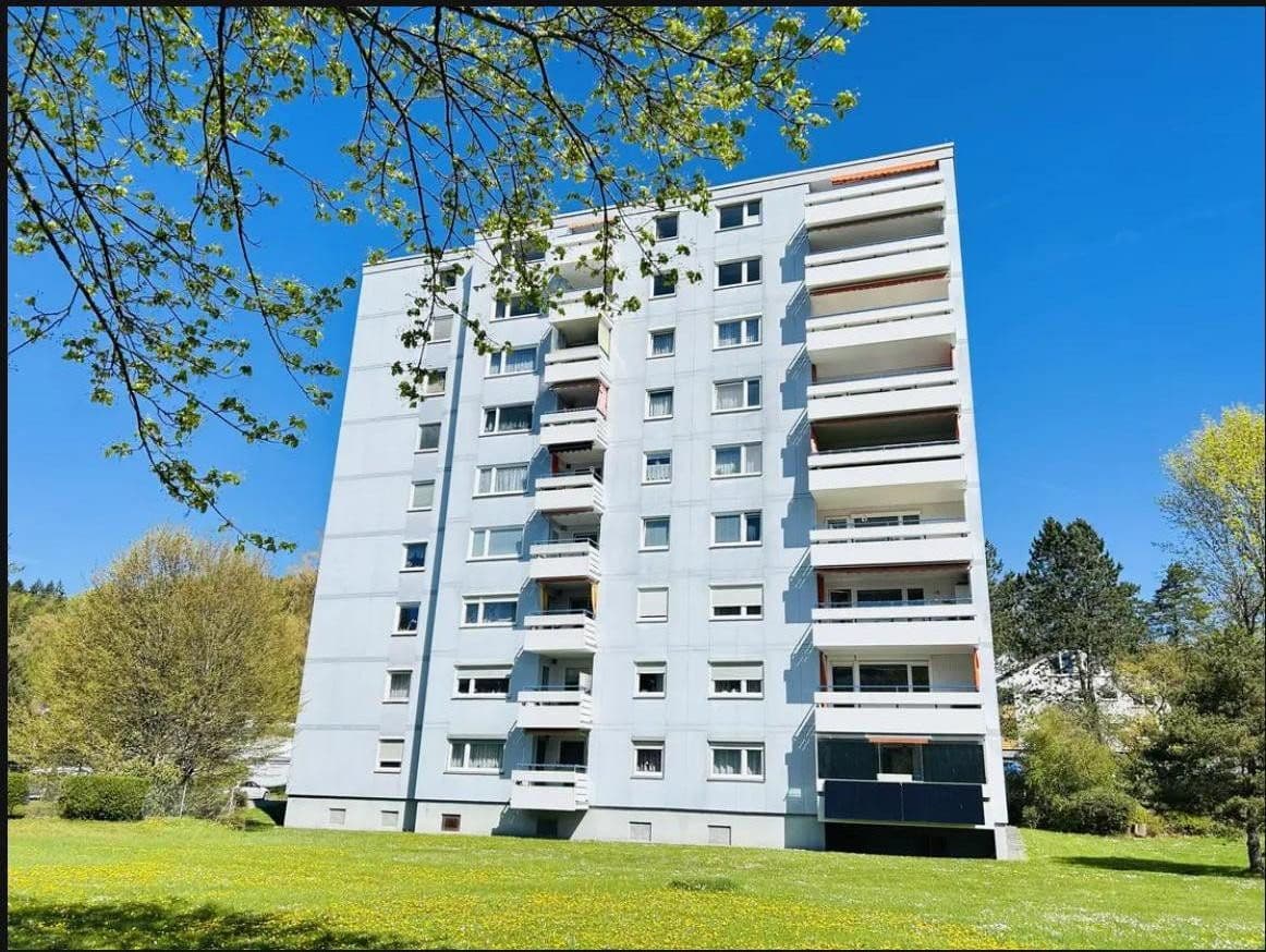 Prenájom bytu 4-izbový 101 m², Tannenweg 8, Tuttlingen, Bádensko-Wurttembersko Prenájom bytu 4-izbový 101 m², Tannenweg 8, Tuttlingen, Bádensko-Wurttembersko
