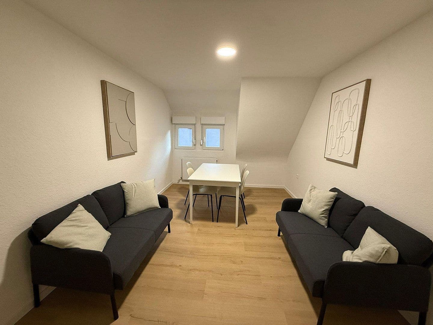 Prenájom bytu 12 m², Römerstraße 39, Heilbronn, Bádensko-Wurttembersko Prenájom bytu 12 m², Römerstraße 39, Heilbronn, Bádensko-Wurttembersko