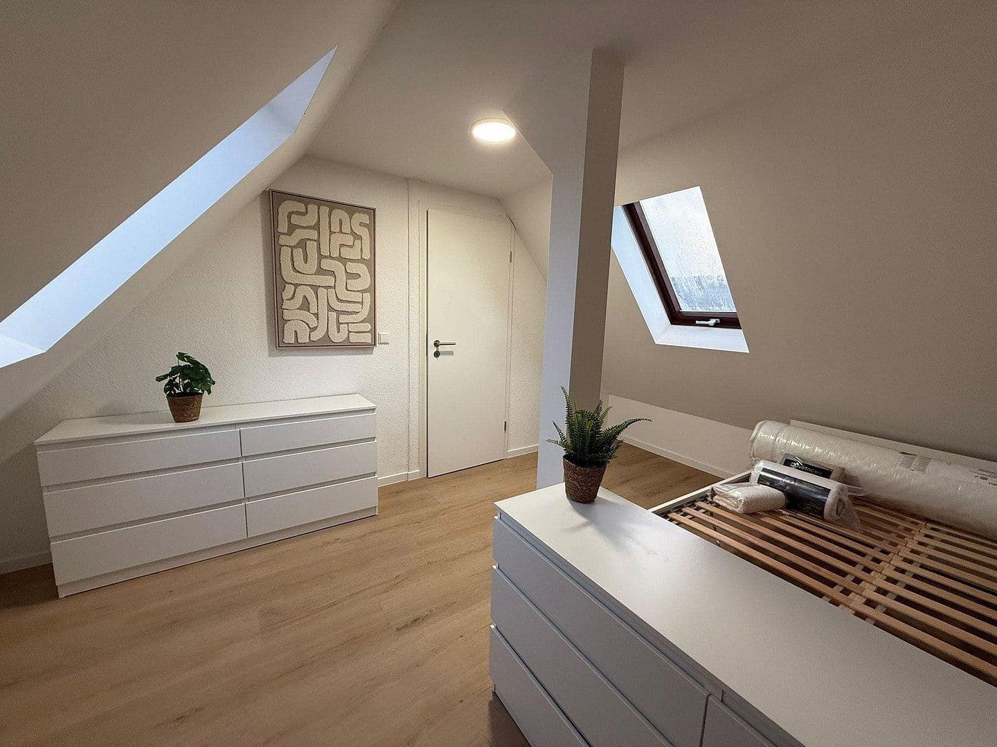 Prenájom bytu 35 m², Römerstraße 39, Heilbronn, Bádensko-Wurttembersko Prenájom bytu 35 m², Römerstraße 39, Heilbronn, Bádensko-Wurttembersko