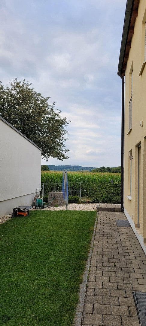 Predaj domu 140 m², pozemok 554 m², Thomas-Mann-Straße 40, Gaimersheim, Bavorsko Predaj domu 140 m², pozemok 554 m², Thomas-Mann-Straße 40, Gaimersheim, Bavorsko