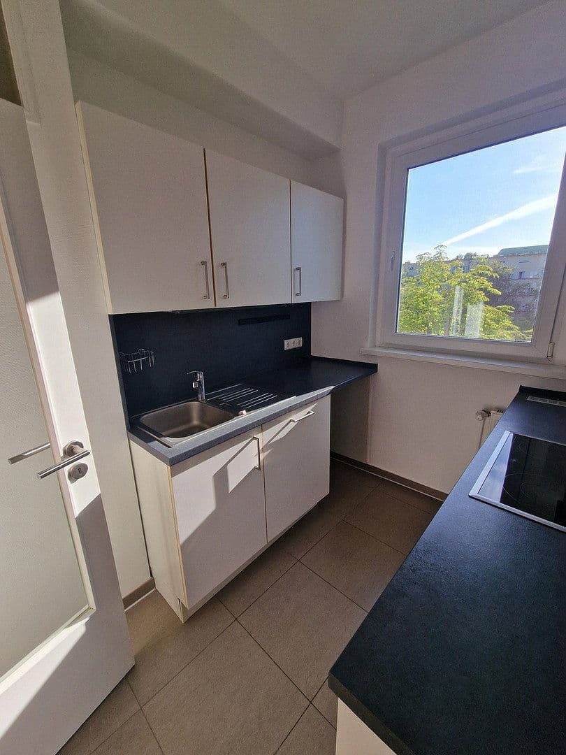 Predaj bytu 2-izbový 48 m², Albrecht-Achilles-Straße, 6, Berlin, Berlín Predaj bytu 2-izbový 48 m², Albrecht-Achilles-Straße, 6, Berlin, Berlín