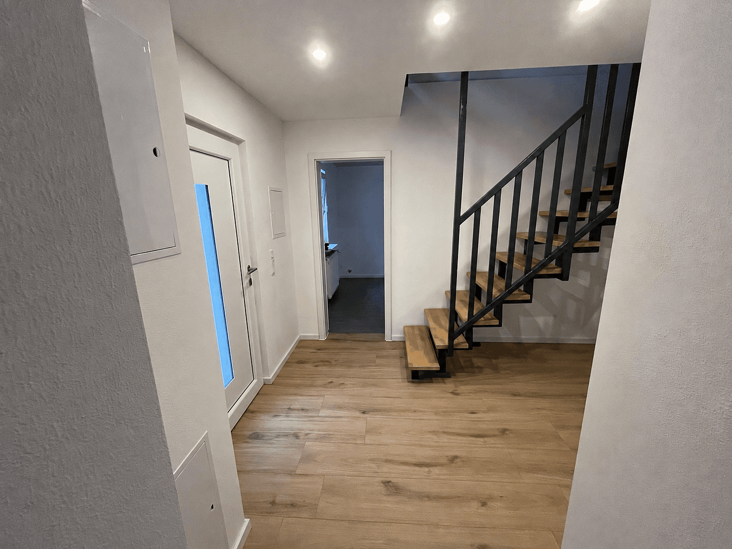 Prenájom domu 115 m², pozemok 250 m², Harthausen, Porýnie-Falcko Prenájom domu 115 m², pozemok 250 m², Harthausen, Porýnie-Falcko