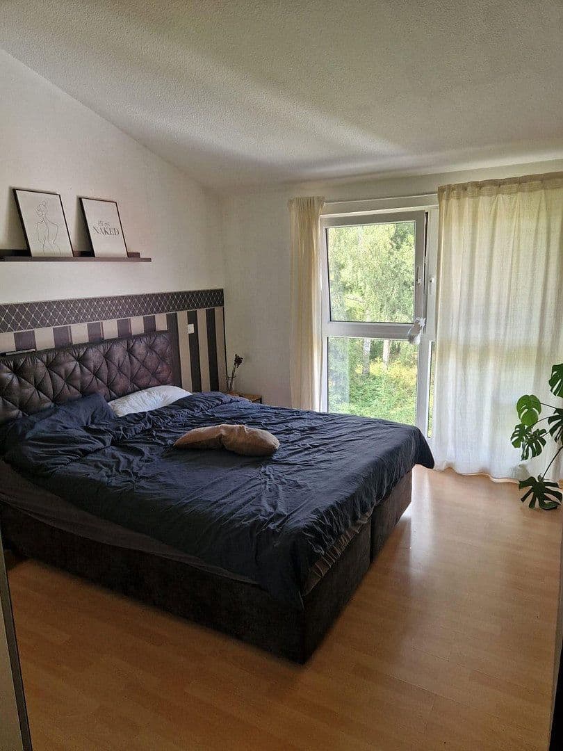 Prenájom bytu 4-izbový 115 m², Römerweg 31, Schömberg, Bádensko-Wurttembersko Prenájom bytu 4-izbový 115 m², Römerweg 31, Schömberg, Bádensko-Wurttembersko