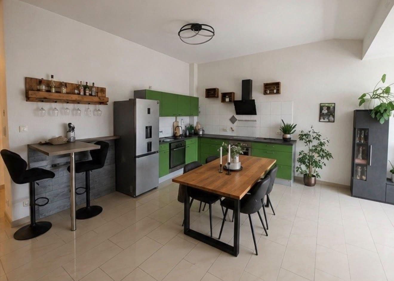 Prenájom bytu 4-izbový 115 m², Römerweg 31, Schömberg, Bádensko-Wurttembersko Prenájom bytu 4-izbový 115 m², Römerweg 31, Schömberg, Bádensko-Wurttembersko