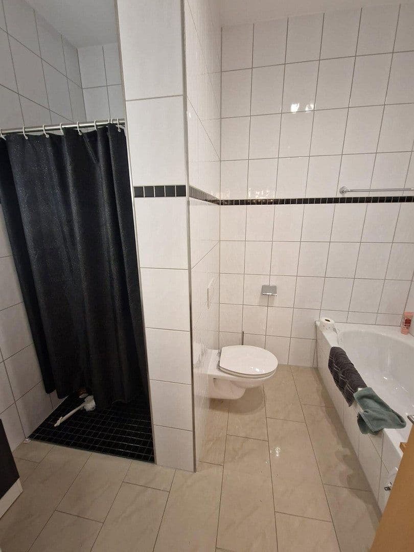 Prenájom bytu 4-izbový 115 m², Römerweg 31, Schömberg, Bádensko-Wurttembersko Prenájom bytu 4-izbový 115 m², Römerweg 31, Schömberg, Bádensko-Wurttembersko