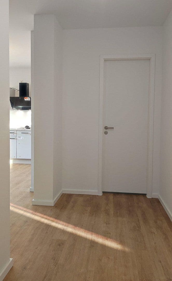 Prenájom bytu 1-izbový 35 m², Rembrandtstr. 21, Berlin, Berlín Prenájom bytu 1-izbový 35 m², Rembrandtstr. 21, Berlin, Berlín