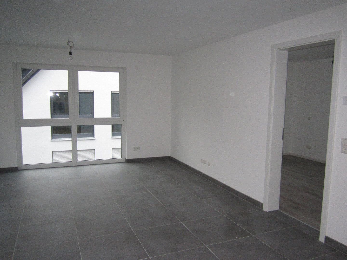 Prenájom bytu 2-izbový 66 m², Herrenberg, Bádensko-Wurttembersko Prenájom bytu 2-izbový 66 m², Herrenberg, Bádensko-Wurttembersko