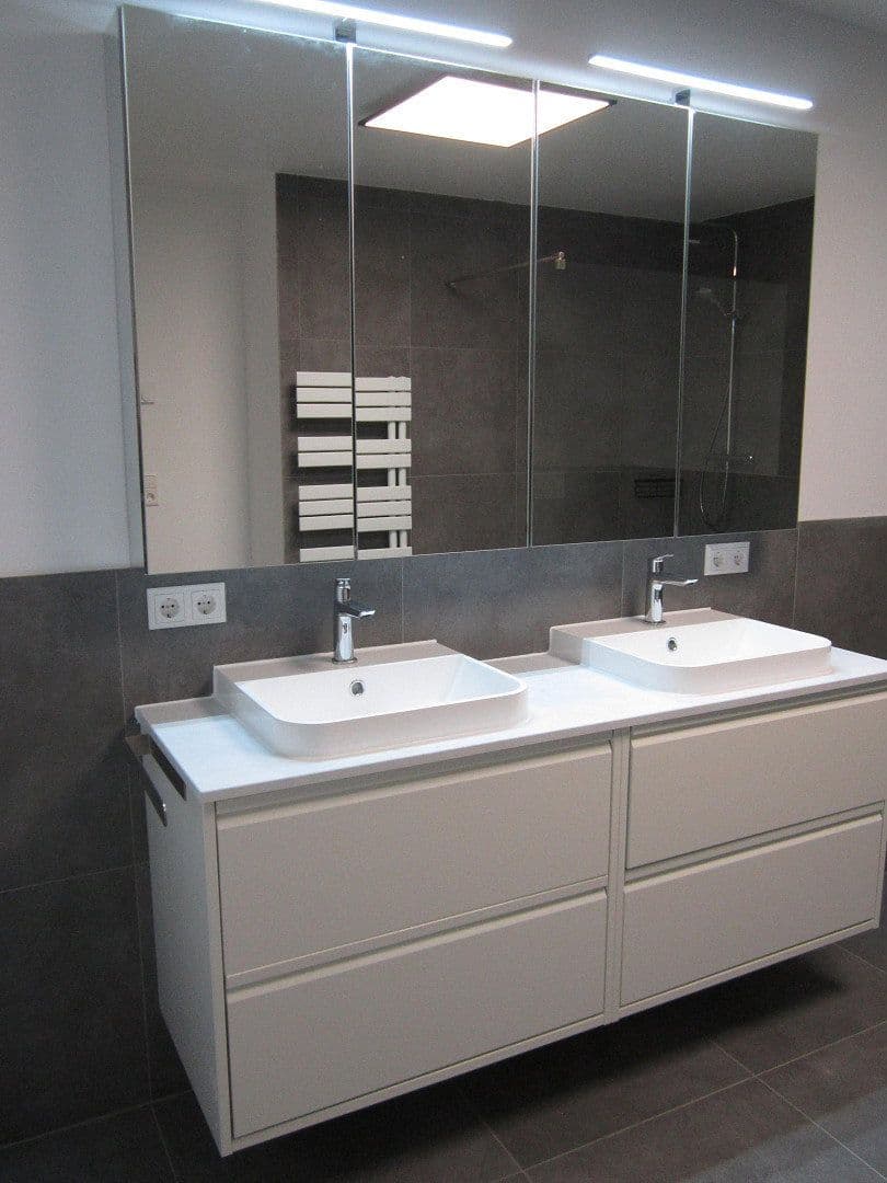 Prenájom bytu 2-izbový 66 m², Herrenberg, Bádensko-Wurttembersko Prenájom bytu 2-izbový 66 m², Herrenberg, Bádensko-Wurttembersko