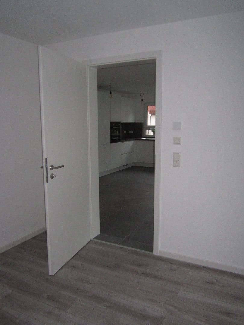 Prenájom bytu 2-izbový 66 m², Herrenberg, Bádensko-Wurttembersko Prenájom bytu 2-izbový 66 m², Herrenberg, Bádensko-Wurttembersko