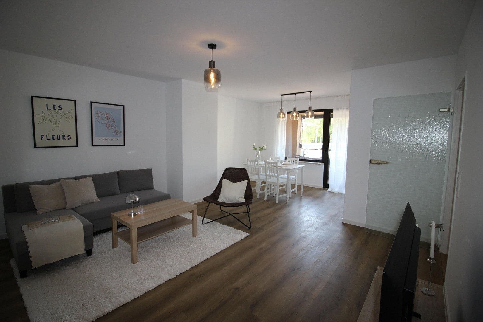 Prenájom bytu 2-izbový 62 m², Sportplatzstraße, Köln, Severné Porýnie - Westfálsko Prenájom bytu 2-izbový 62 m², Sportplatzstraße, Köln, Severné Porýnie - Westfálsko