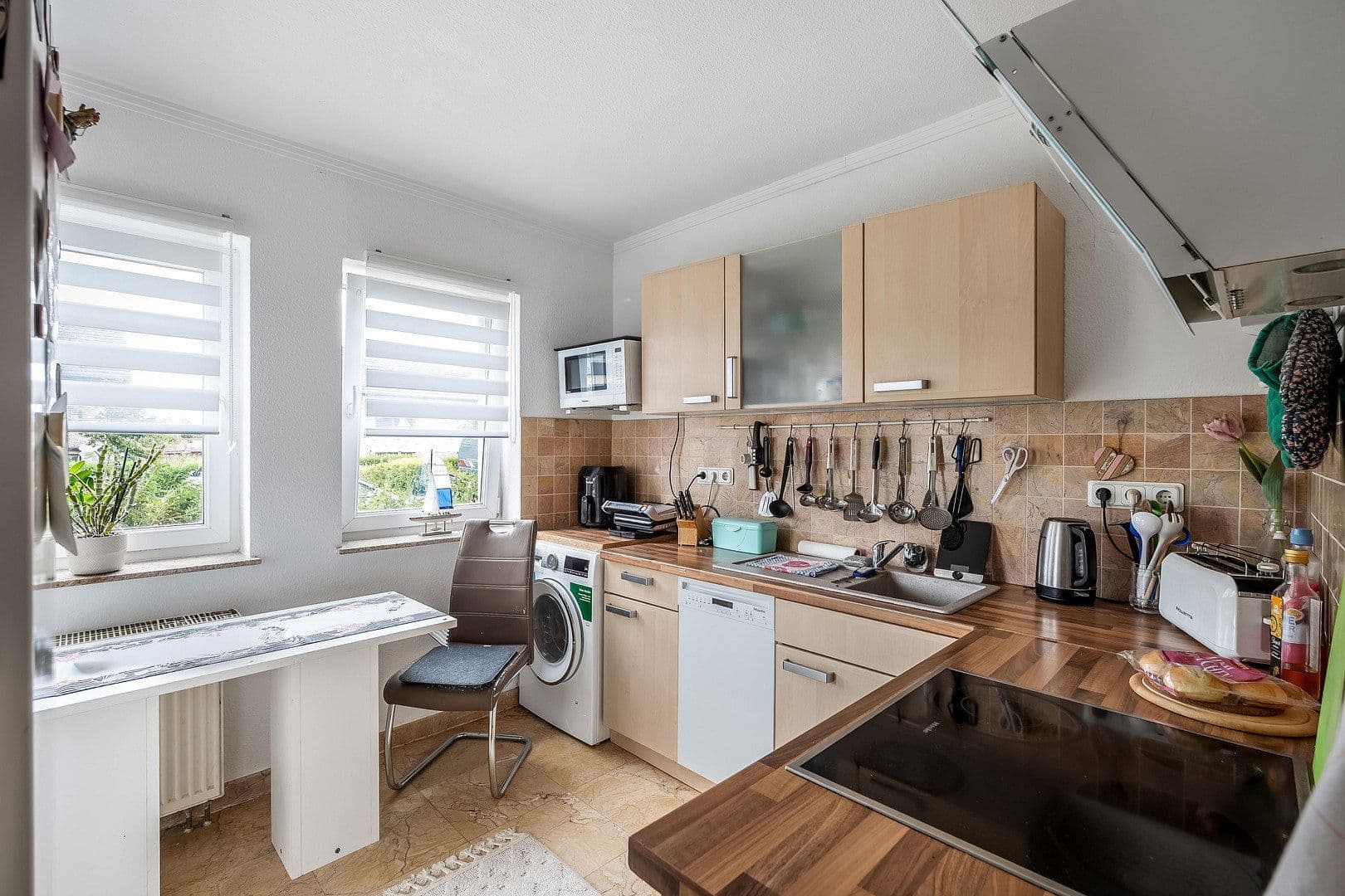 Predaj bytu 3-izbový 80 m², Oberlotse-Voß-Weg, Rostock, Meklenbursko-Predpomoransko Predaj bytu 3-izbový 80 m², Oberlotse-Voß-Weg, Rostock, Meklenbursko-Predpomoransko
