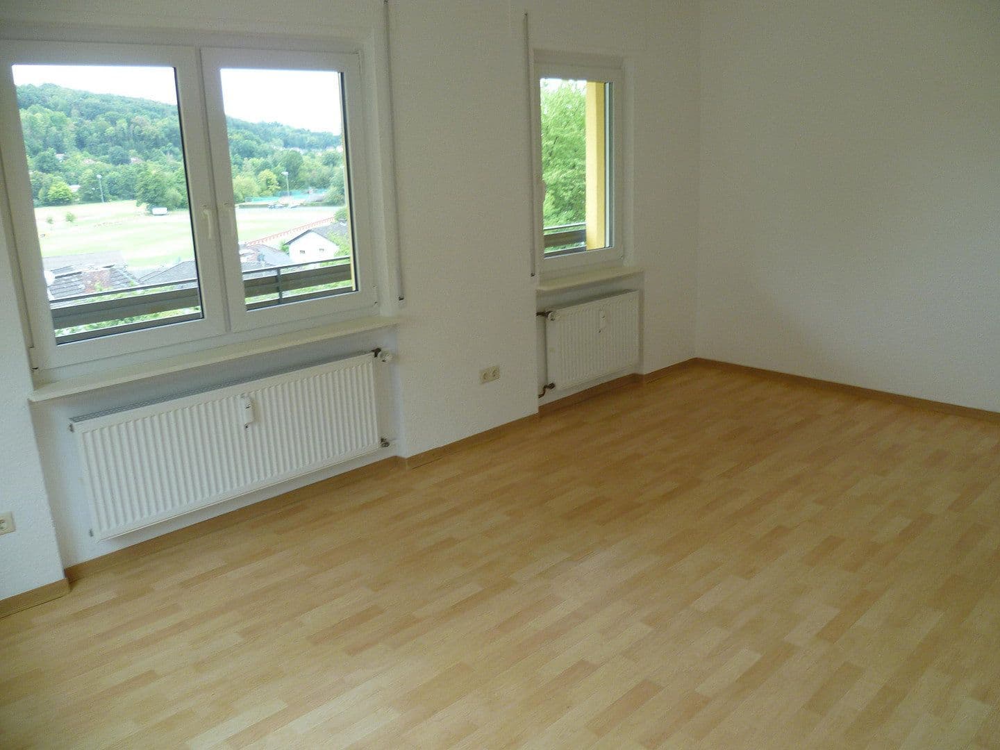 Prenájom bytu 3-izbový 100 m², Wippenbacherstr. 31, Ortenberg, Hesensko Prenájom bytu 3-izbový 100 m², Wippenbacherstr. 31, Ortenberg, Hesensko