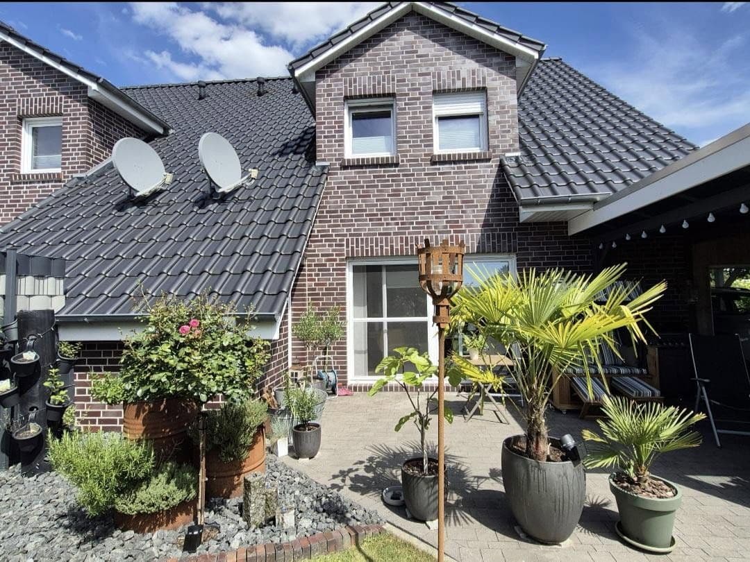 Predaj domu 122 m², pozemok 331 m², Aurich, Dolné Sasko Predaj domu 122 m², pozemok 331 m², Aurich, Dolné Sasko