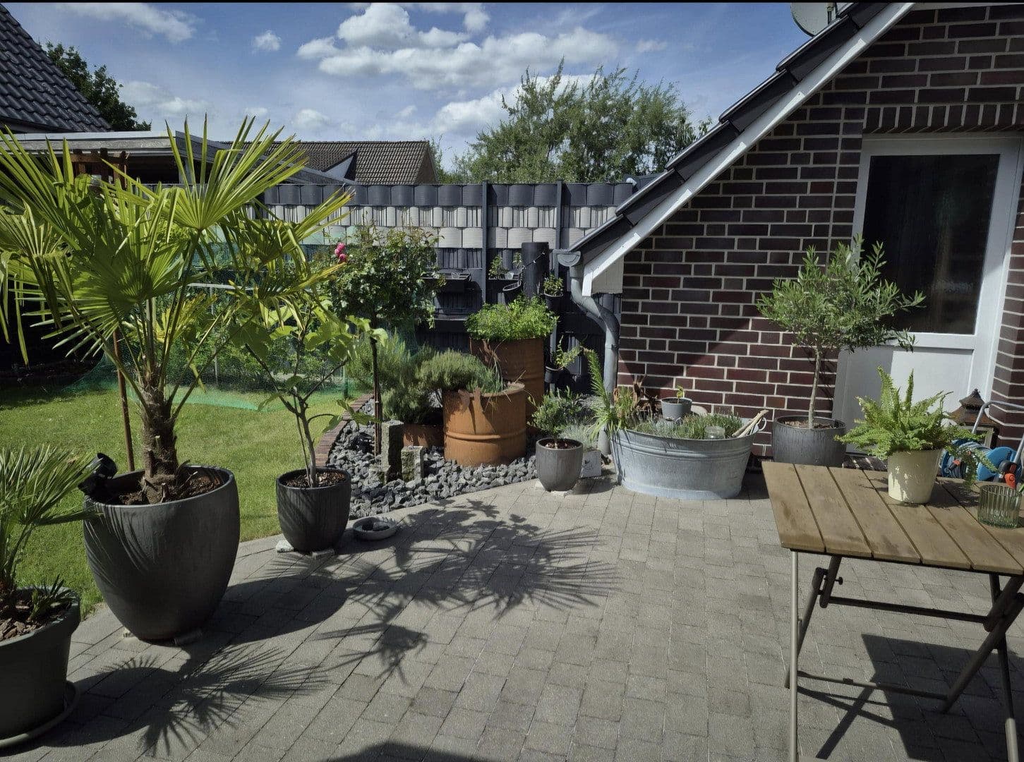 Predaj domu 122 m², pozemok 331 m², Aurich, Dolné Sasko Predaj domu 122 m², pozemok 331 m², Aurich, Dolné Sasko