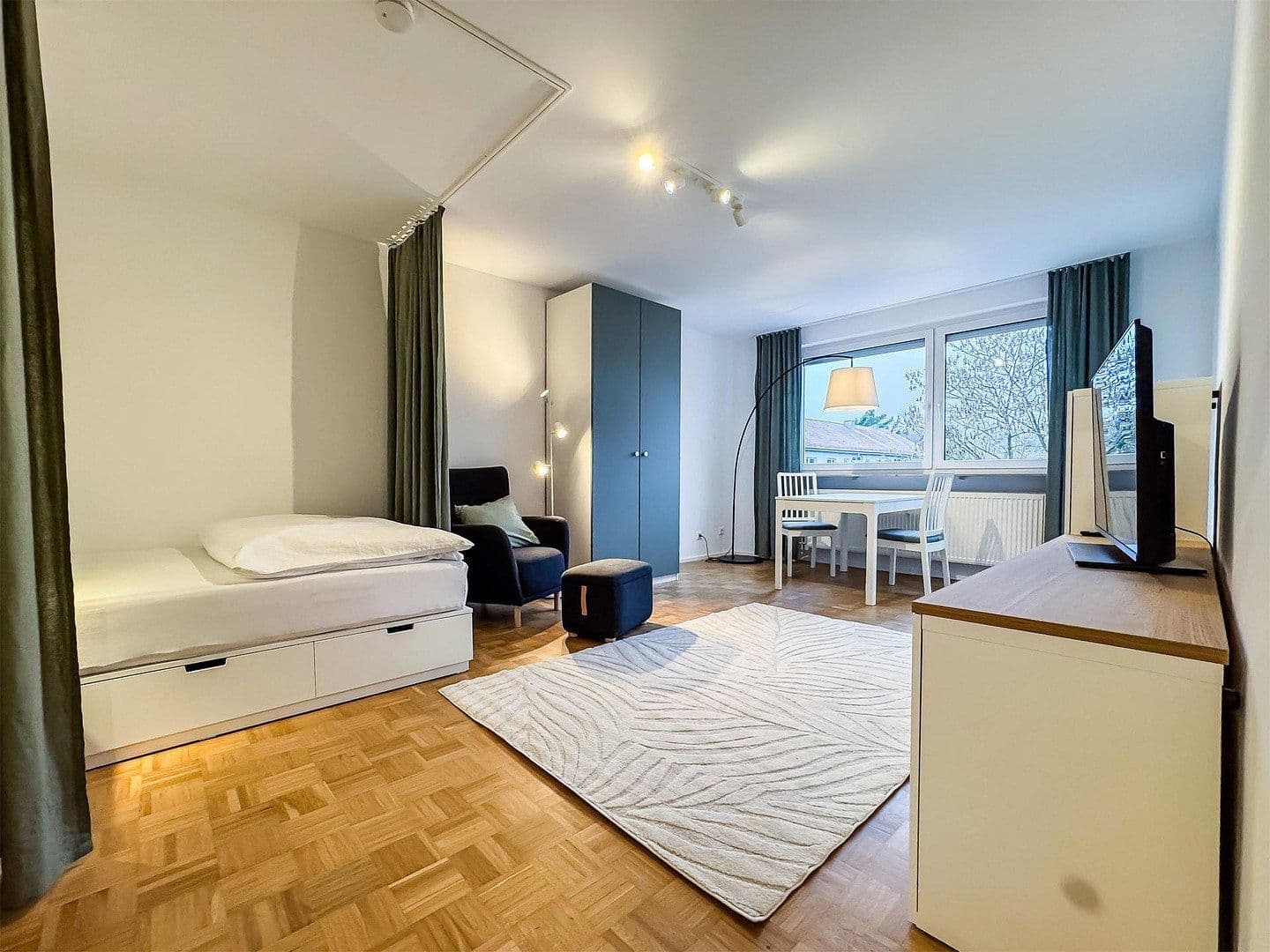 Prenájom bytu 1-izbový 39 m², Steinforststr. 38, Erlangen, Bavorsko Prenájom bytu 1-izbový 39 m², Steinforststr. 38, Erlangen, Bavorsko