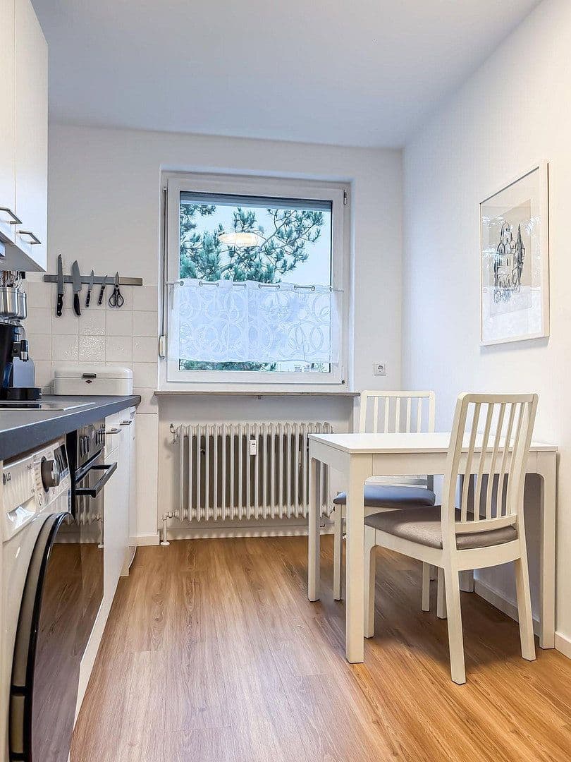 Prenájom bytu 1-izbový 39 m², Steinforststr. 38, Erlangen, Bavorsko Prenájom bytu 1-izbový 39 m², Steinforststr. 38, Erlangen, Bavorsko