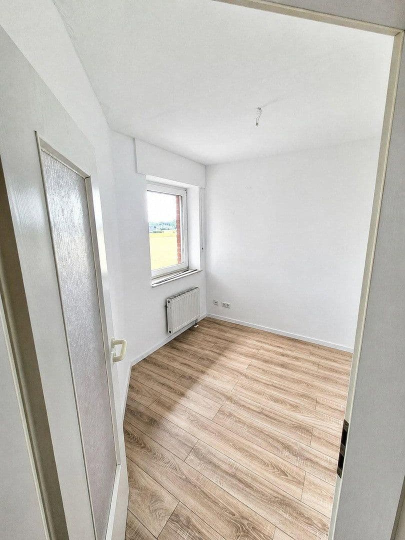 Prenájom bytu 3-izbový 71 m², Bielefeld, Severné Porýnie - Westfálsko Prenájom bytu 3-izbový 71 m², Bielefeld, Severné Porýnie - Westfálsko