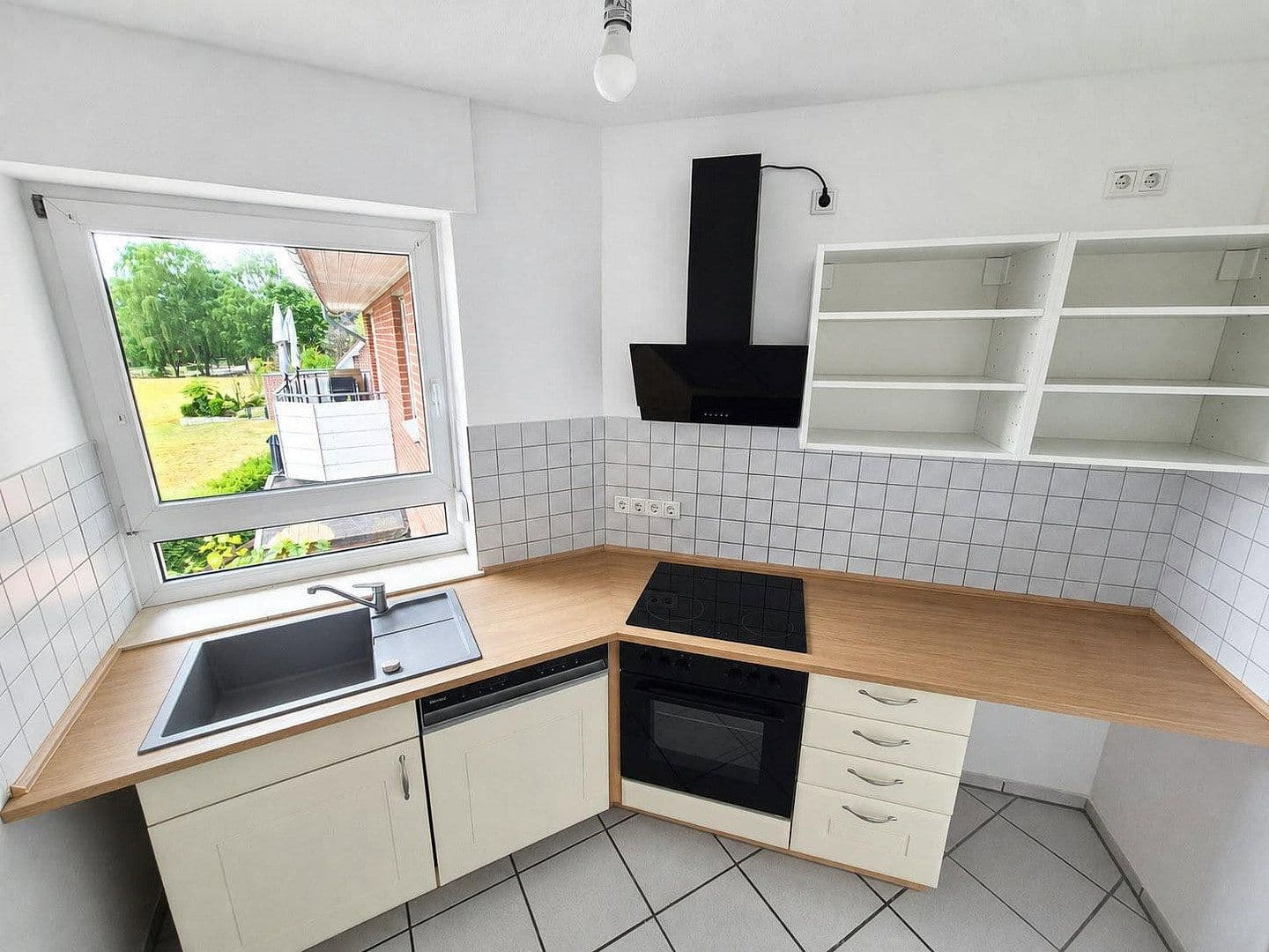 Prenájom bytu 3-izbový 71 m², Bielefeld, Severné Porýnie - Westfálsko Prenájom bytu 3-izbový 71 m², Bielefeld, Severné Porýnie - Westfálsko