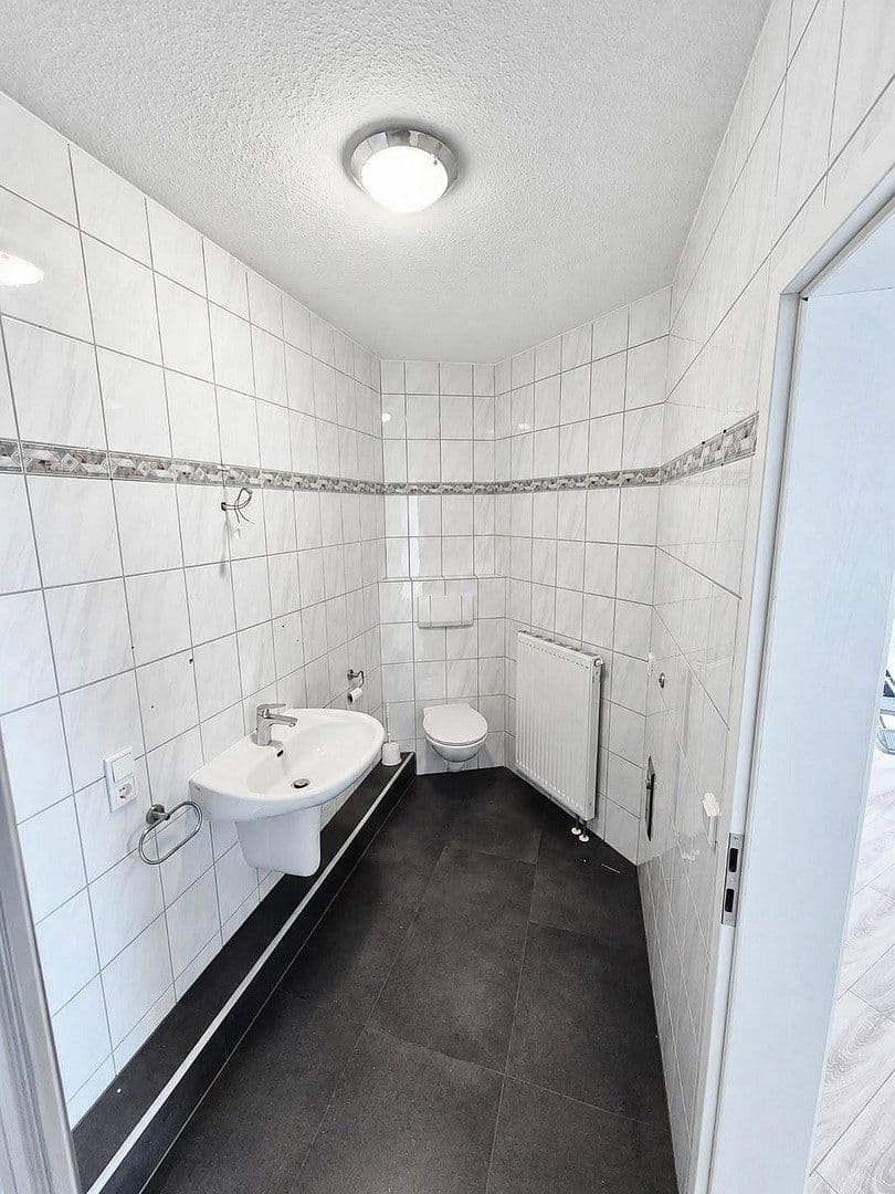Prenájom bytu 3-izbový 71 m², Bielefeld, Severné Porýnie - Westfálsko Prenájom bytu 3-izbový 71 m², Bielefeld, Severné Porýnie - Westfálsko