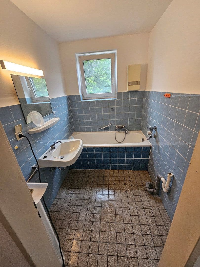 Prenájom bytu 4-izbový 100 m², Oststraße 4, Hilden, Severné Porýnie - Westfálsko Prenájom bytu 4-izbový 100 m², Oststraße 4, Hilden, Severné Porýnie - Westfálsko