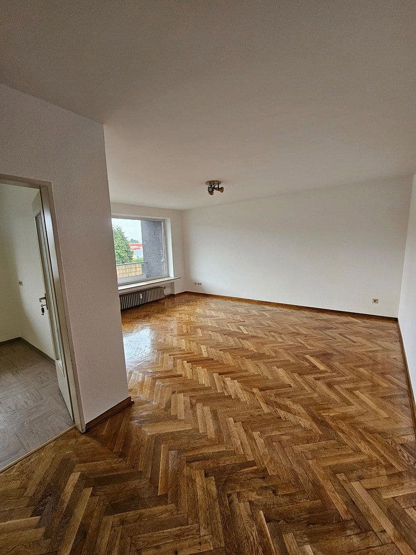 Prenájom bytu 4-izbový 100 m², Oststraße 4, Hilden, Severné Porýnie - Westfálsko Prenájom bytu 4-izbový 100 m², Oststraße 4, Hilden, Severné Porýnie - Westfálsko