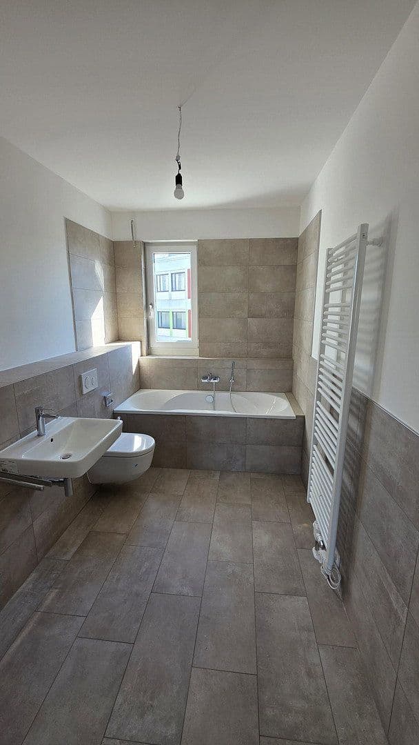 Prenájom bytu 3-izbový 81 m², Eschollbrücker Str. 10, Darmstadt, Hesensko Prenájom bytu 3-izbový 81 m², Eschollbrücker Str. 10, Darmstadt, Hesensko