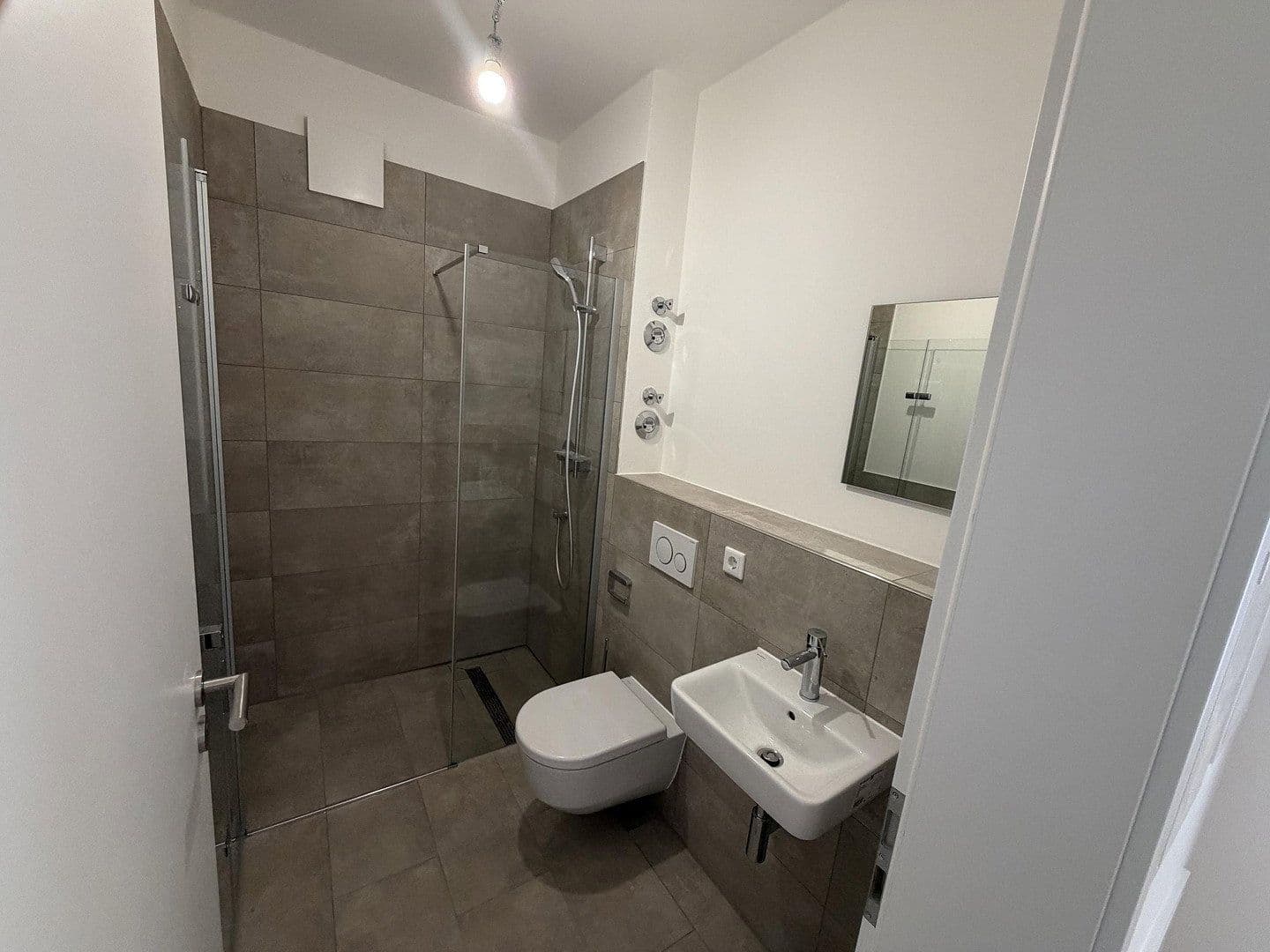Prenájom bytu 3-izbový 81 m², Eschollbrücker Str. 10, Darmstadt, Hesensko Prenájom bytu 3-izbový 81 m², Eschollbrücker Str. 10, Darmstadt, Hesensko