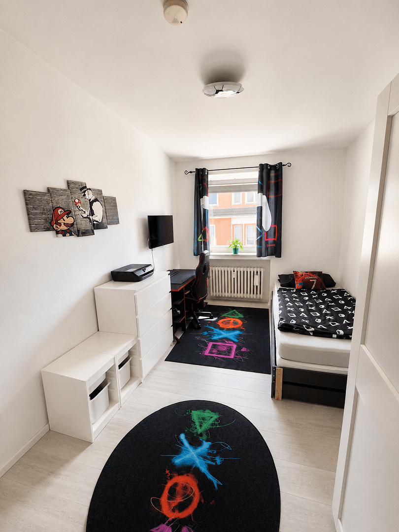 Prenájom bytu 3-izbový 80 m², Essen, Severné Porýnie - Westfálsko Prenájom bytu 3-izbový 80 m², Essen, Severné Porýnie - Westfálsko