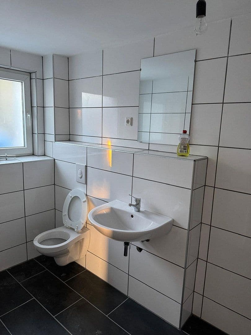 Prenájom bytu 2-izbový 50 m², Marktstrasse 45, Püttlingen, Sársko Prenájom bytu 2-izbový 50 m², Marktstrasse 45, Püttlingen, Sársko
