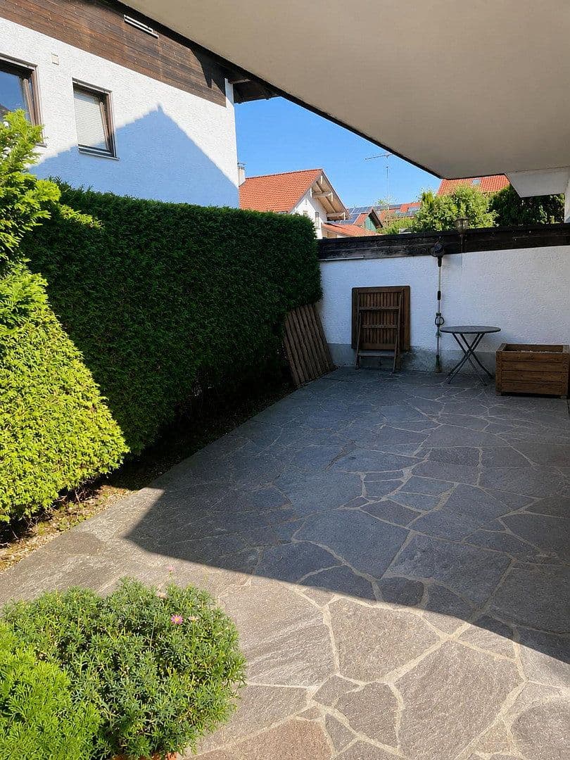 Predaj bytu 2-izbový 61 m², Ulmenweg 1, Stephanskirchen, Bavorsko Predaj bytu 2-izbový 61 m², Ulmenweg 1, Stephanskirchen, Bavorsko