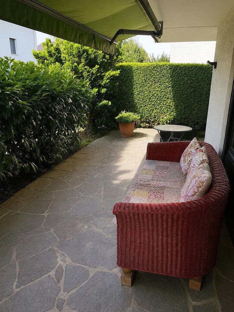 Predaj bytu 2-izbový 61 m², Ulmenweg 1, Stephanskirchen, Bavorsko Predaj bytu 2-izbový 61 m², Ulmenweg 1, Stephanskirchen, Bavorsko