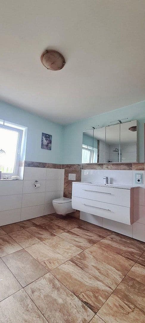 Predaj domu 153 m², pozemok 2.190 m², Wittislingen, Bavorsko Predaj domu 153 m², pozemok 2.190 m², Wittislingen, Bavorsko