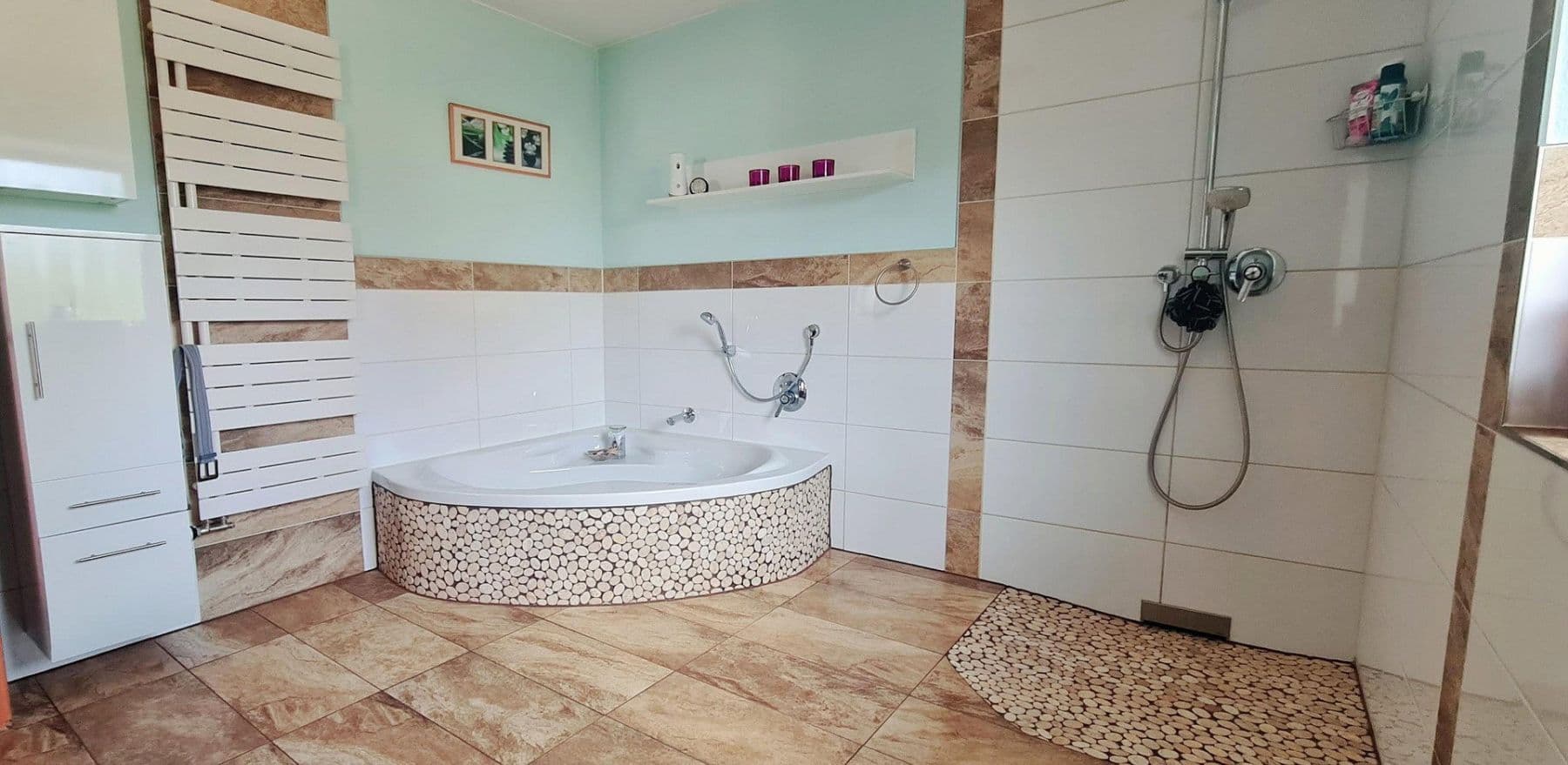 Predaj domu 153 m², pozemok 2.190 m², Wittislingen, Bavorsko Predaj domu 153 m², pozemok 2.190 m², Wittislingen, Bavorsko