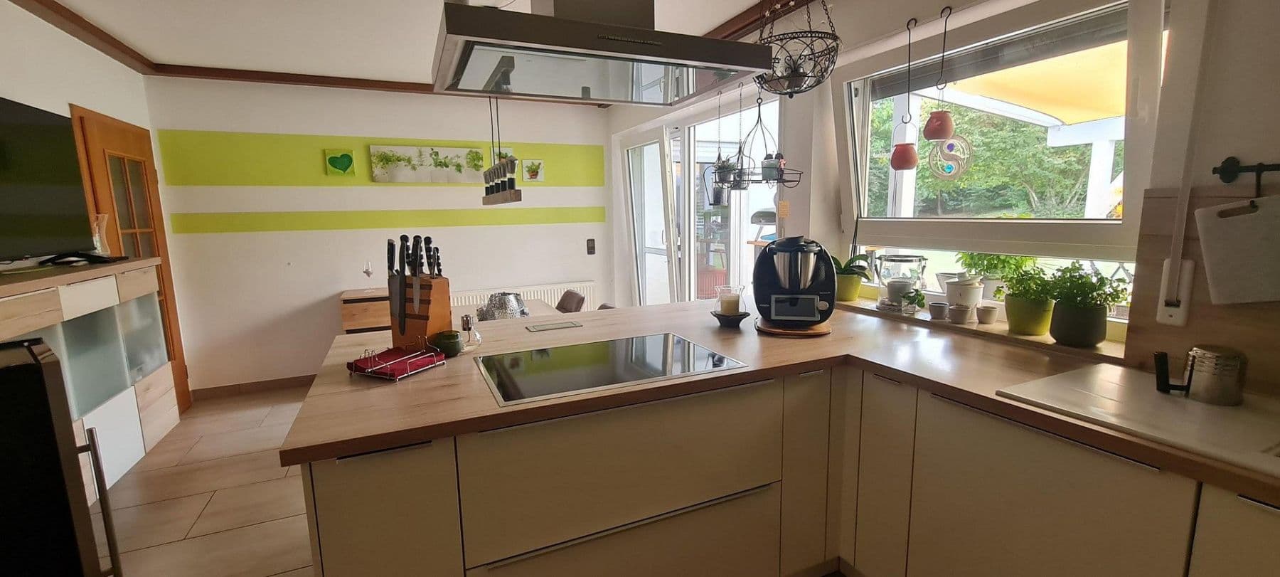 Predaj domu 153 m², pozemok 2.190 m², Wittislingen, Bavorsko Predaj domu 153 m², pozemok 2.190 m², Wittislingen, Bavorsko