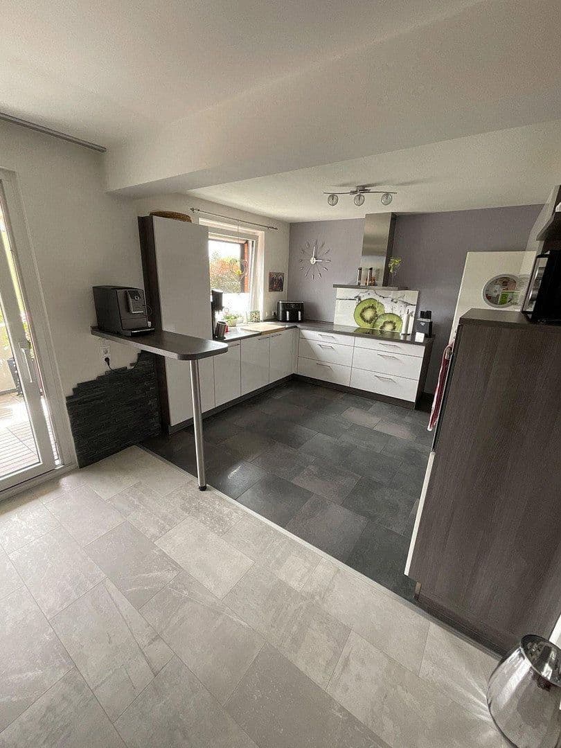 Predaj bytu 3-izbový 89 m², Heinrich-Gossen Str. 3, Düren, Severné Porýnie - Westfálsko Predaj bytu 3-izbový 89 m², Heinrich-Gossen Str. 3, Düren, Severné Porýnie - Westfálsko
