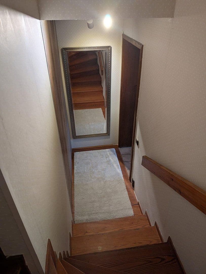 Prenájom bytu 3-izbový 78 m², Ippendorf, Severné Porýnie - Westfálsko Prenájom bytu 3-izbový 78 m², Ippendorf, Severné Porýnie - Westfálsko