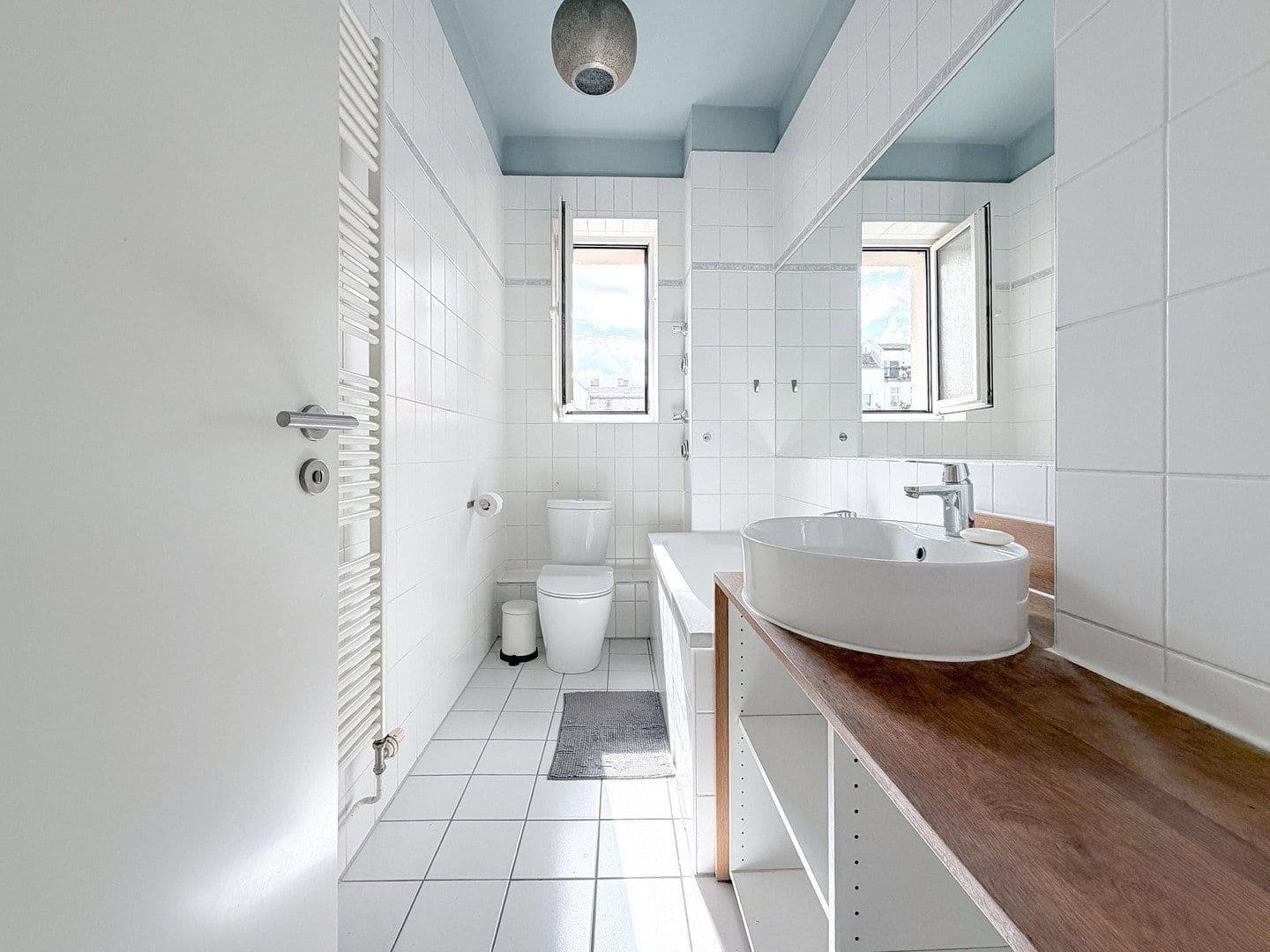 Predaj bytu 3-izbový 68 m², Berlin, Berlín Predaj bytu 3-izbový 68 m², Berlin, Berlín
