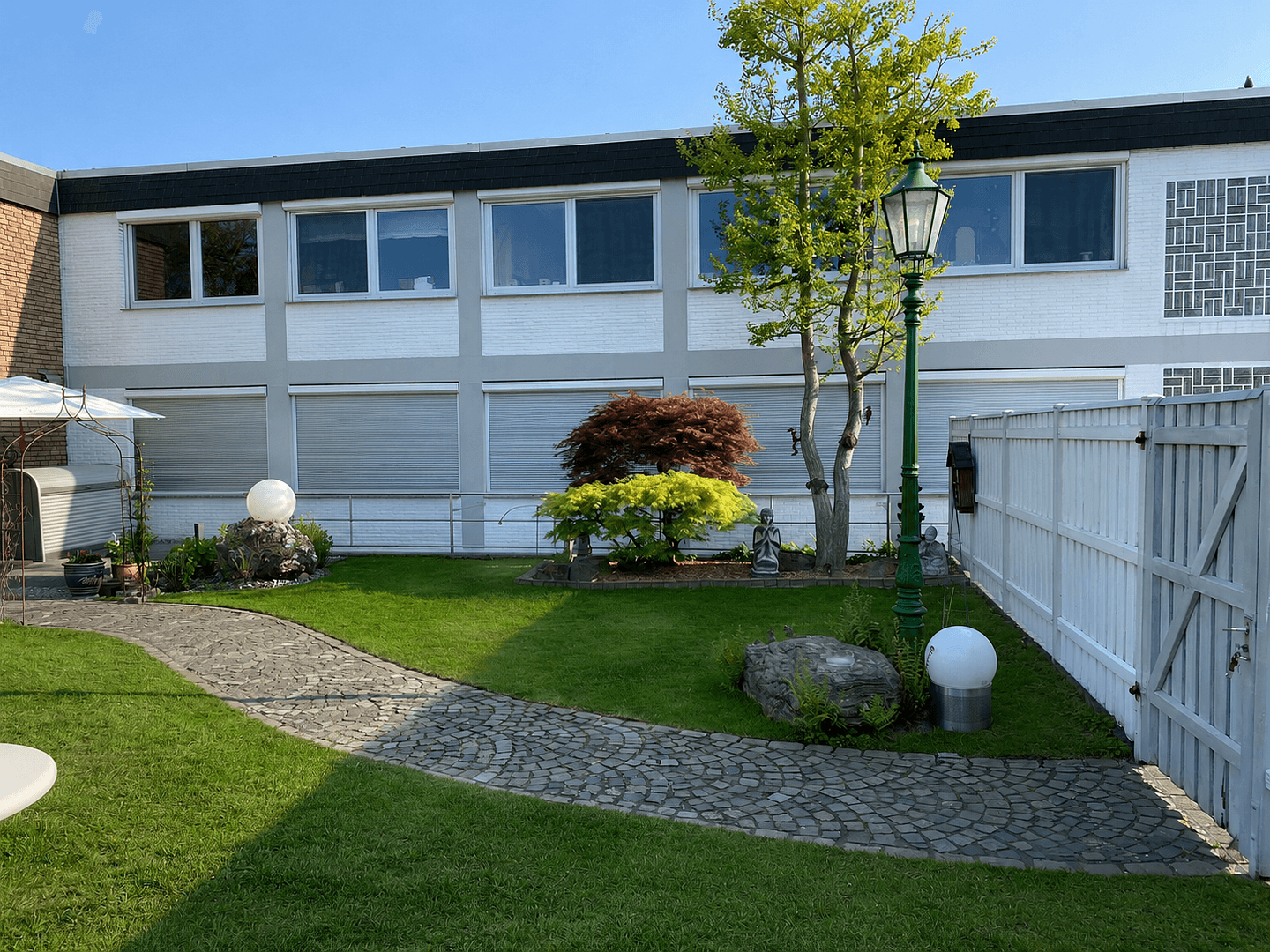 Prenájom bytu 4-izbový 125 m², Rosenstraße 77b, Tönisvorst, Severné Porýnie - Westfálsko Prenájom bytu 4-izbový 125 m², Rosenstraße 77b, Tönisvorst, Severné Porýnie - Westfálsko