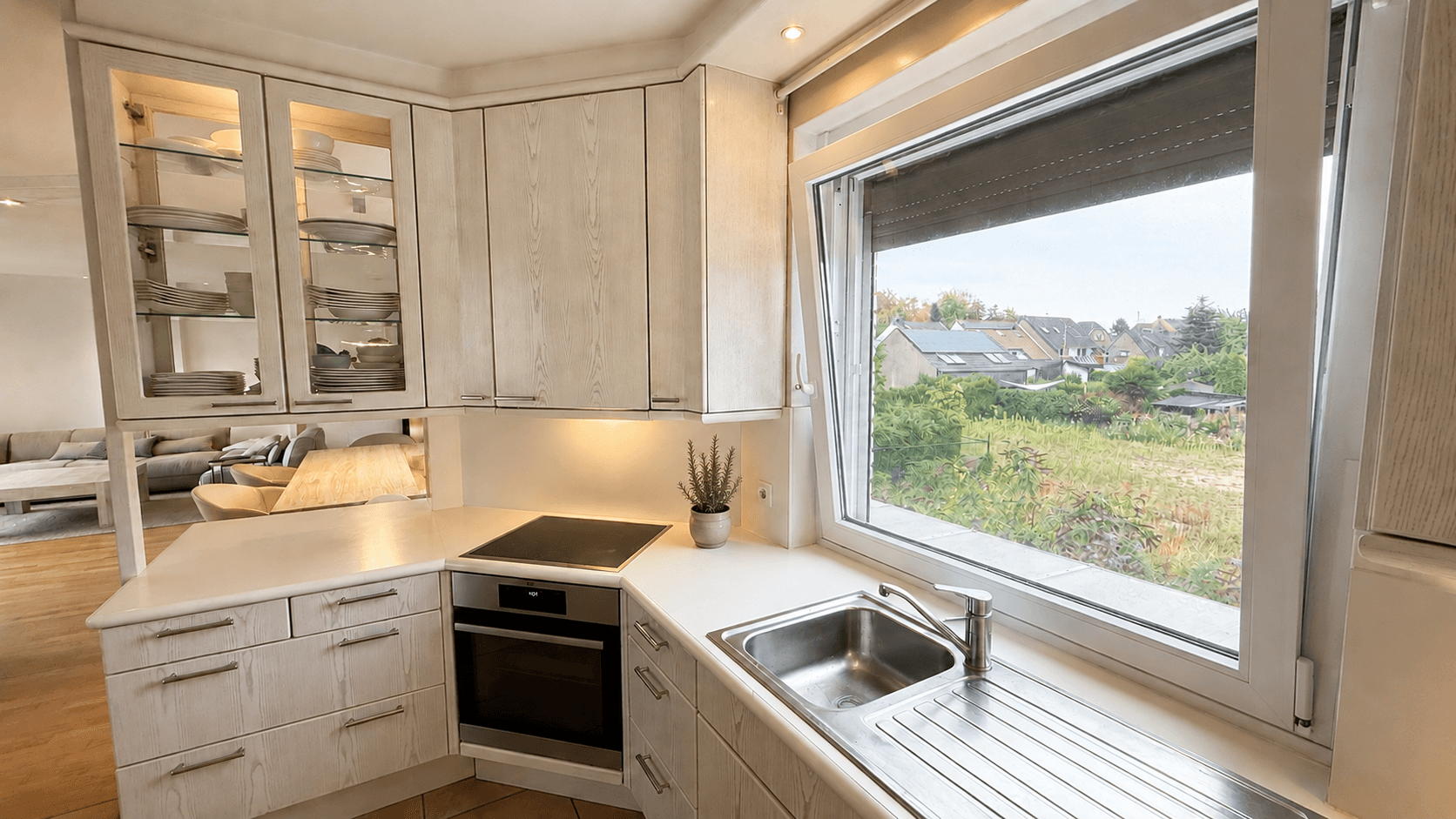 Prenájom bytu 4-izbový 125 m², Rosenstraße 77b, Tönisvorst, Severné Porýnie - Westfálsko Prenájom bytu 4-izbový 125 m², Rosenstraße 77b, Tönisvorst, Severné Porýnie - Westfálsko