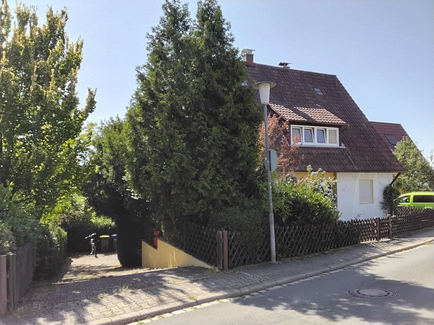 Predaj domu 127 m², pozemok 654 m², Forchheim, Bavorsko Predaj domu 127 m², pozemok 654 m², Forchheim, Bavorsko