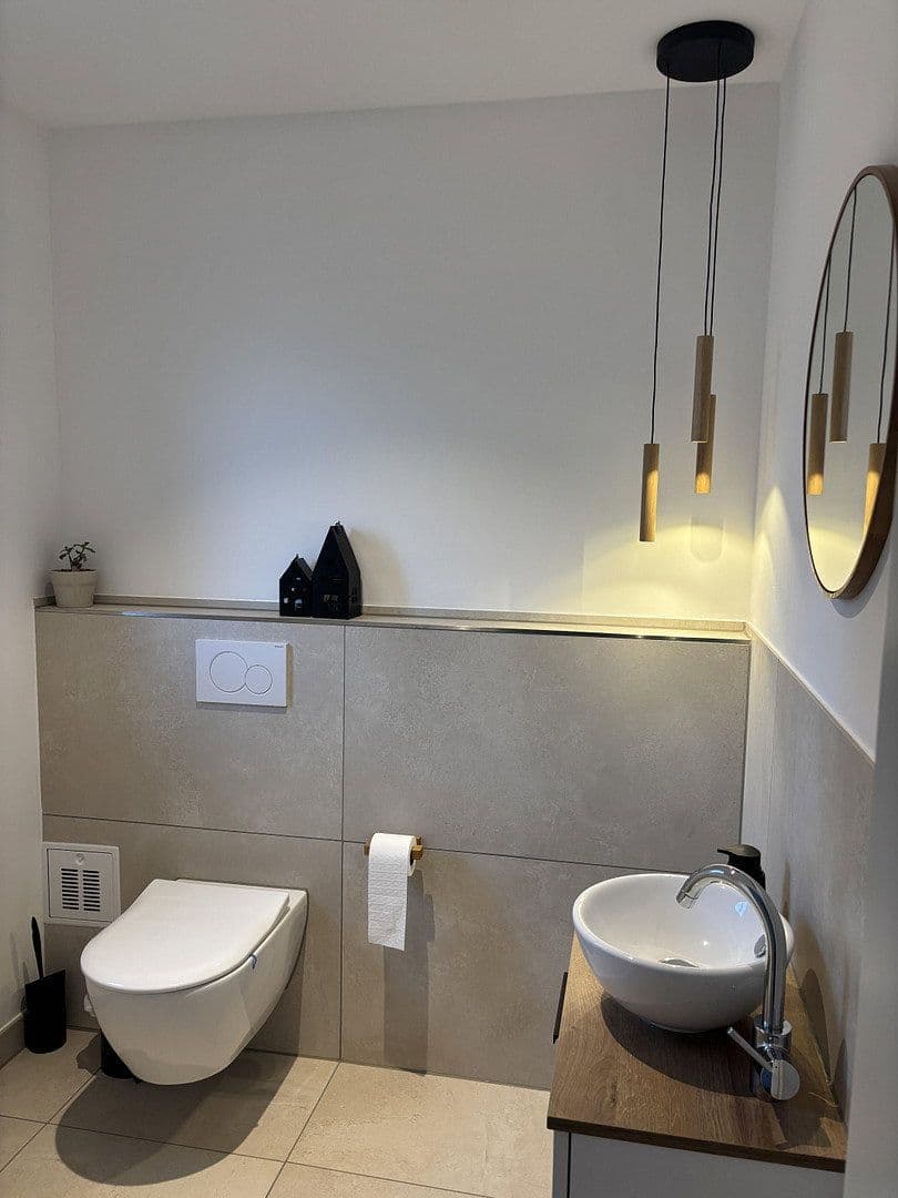 Predaj domu 130 m², pozemok 593 m², Mertloch, Porýnie-Falcko Predaj domu 130 m², pozemok 593 m², Mertloch, Porýnie-Falcko