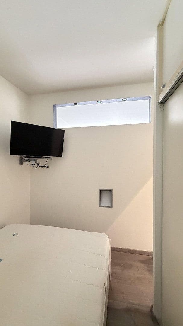 Predaj bytu 1-izbový 38 m², Claudiusstraße 10, Berlin, Berlín Predaj bytu 1-izbový 38 m², Claudiusstraße 10, Berlin, Berlín